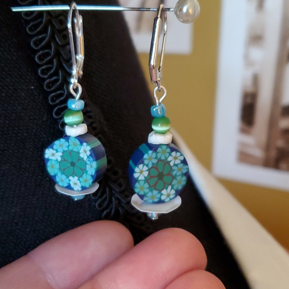🌷$8 when buy 3! Flower and shell earrings